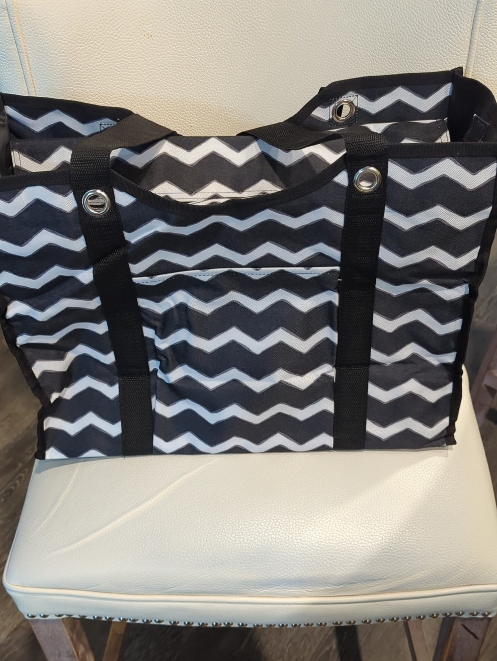 thirty-one Black and White Chevron Tote